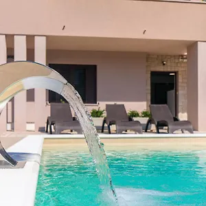 Apartment Ela Rijeka