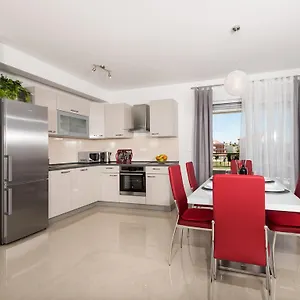 Apartment Bingo Trogir